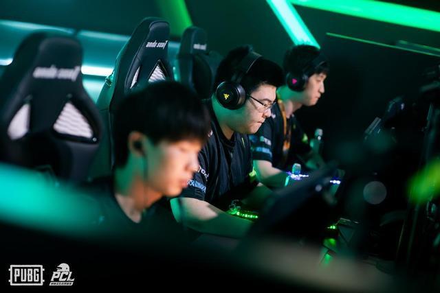 的光环不复 的光环不复