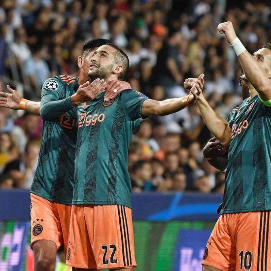 国选手在该 国选手在该