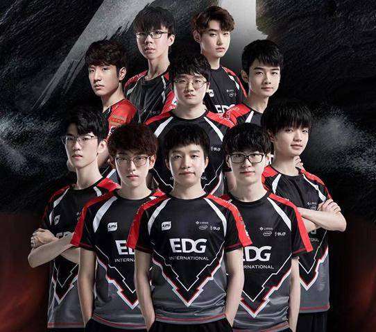 的差距不断 的差距不断